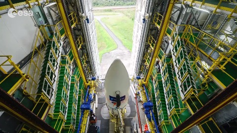 Sentinel-2A encapsulation and integration on Vega VV05