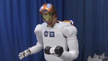 Robonaut 2 - Nasa und GM entwickeln humanoiden Roboter