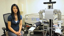 Wie reagieren Menschen auf die Berührung von Robotern