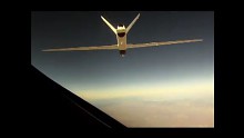 Simulation eines Auftankmanövers zwischen zwei Drohnen