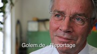 Horst Zuse zeigt den Nachbau der Z3