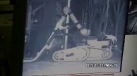 Roboter Warrior wird zum Staubsaugerrroboter - Video von Tepco
