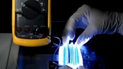 Faltbare Solarzelle auf Papier