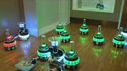 Swarmanoid - Roboter klauen ein Buch