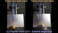 Flexibles Display von Polymer Vision im H&auml;rtetest
