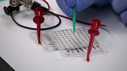 Dehnbarer Drucksensor f&uuml;r k&uuml;nstliche Haut