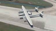 Riesenflugzeug Stratolaunch von Paul Allen
