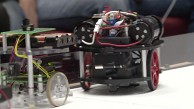 Roboter spielen Hockey