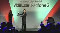 Johnny Shih pr&auml;sentiert das Asus Padfone 2