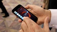 Mark Shuttleworth zeigt Ubuntu Phone (CES 2013)